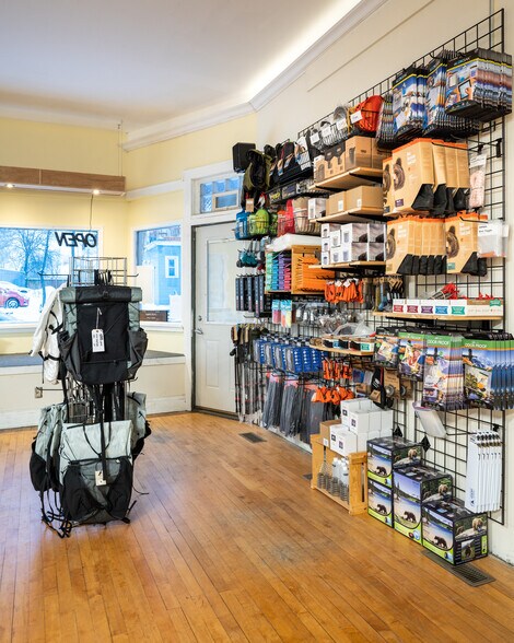 More Photos Of 1828-1832 E 35th St, Minneapolis Storefront For Lease