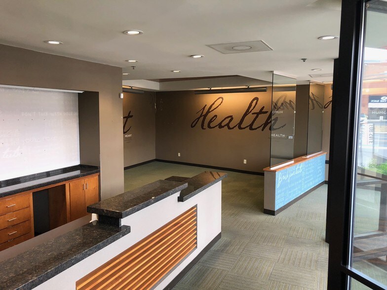 More Photos Of 2001 Glen Echo Rd, Nashville Office For Sale