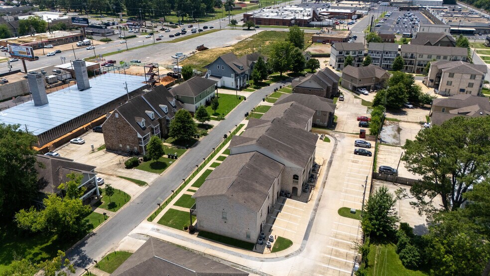 More Photos Of 403 Meador Dr, Tuscaloosa Multifamily For Sale