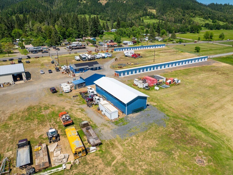More Photos Of 215 Lawson Ln, Tenmile Warehouse For Sale