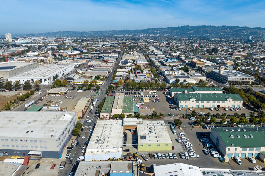More Photos Of 1940 Union St, Oakland Warehouse For Sale