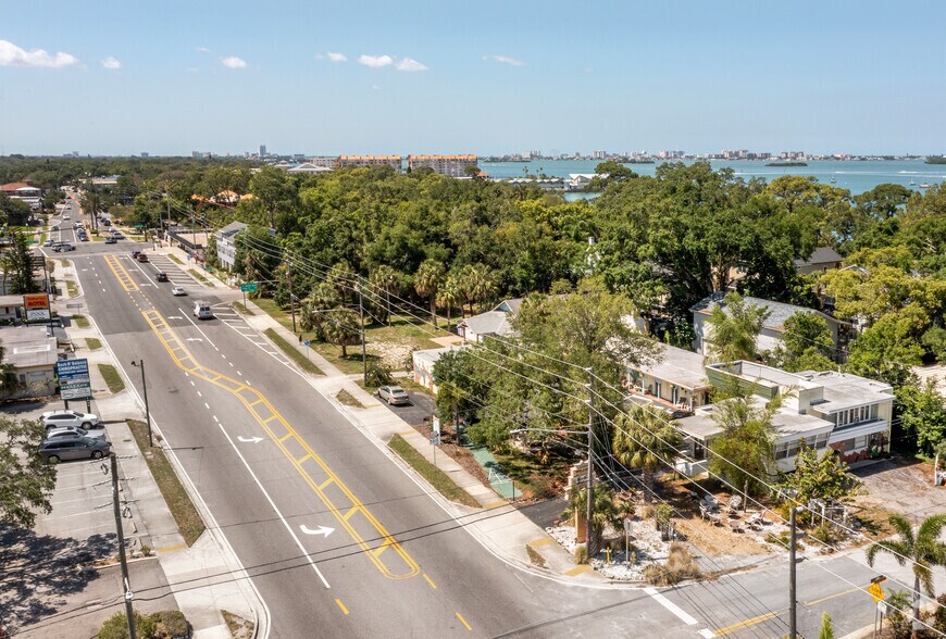 More Photos Of 1064 Broadway, Dunedin Hotel For Sale