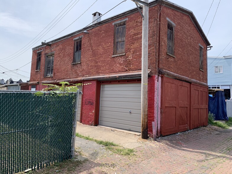 More Photos Of , Reading Unknown For Sale