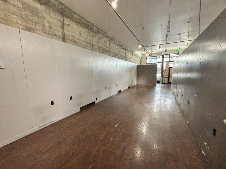 More Photos Of 255 Liberty St NE, Salem Office For Lease