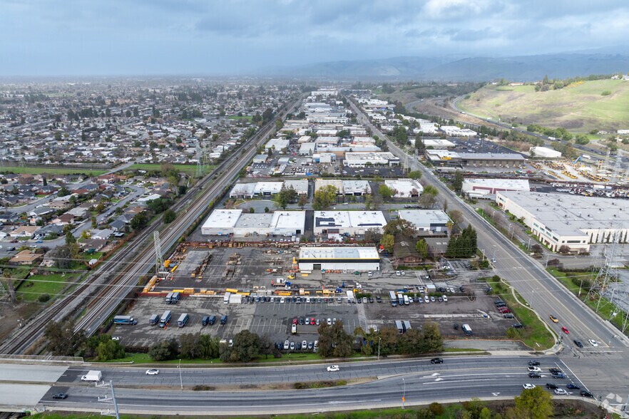 More Photos Of 43801 Osgood Rd, Fremont Land For Lease