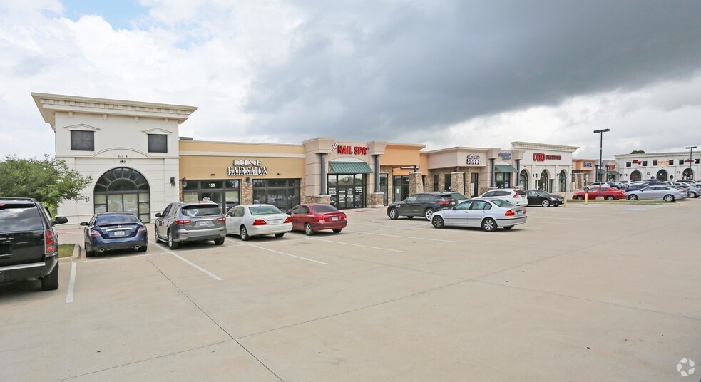 Primary Photo Of 921 W Belt Line Rd, DeSoto Freestanding For Lease