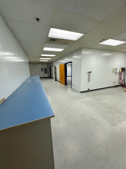 More Photos Of 1980 S West Blvd, Vineland Manufacturing For Lease