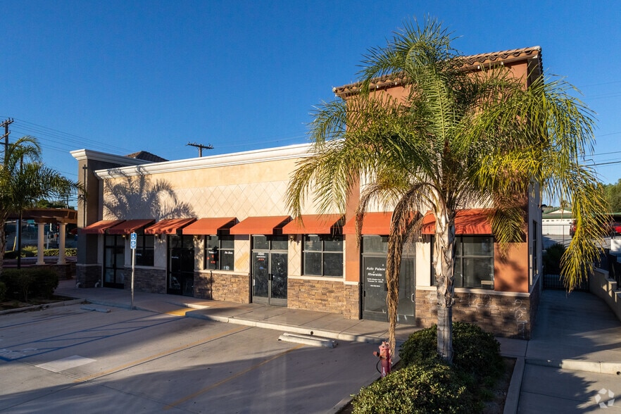 More Photos Of 10465 Arlington Ave, Riverside Unknown For Lease