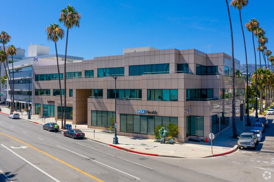 Primary Photo Of 8641 Wilshire Blvd, Beverly Hills Medical For Lease