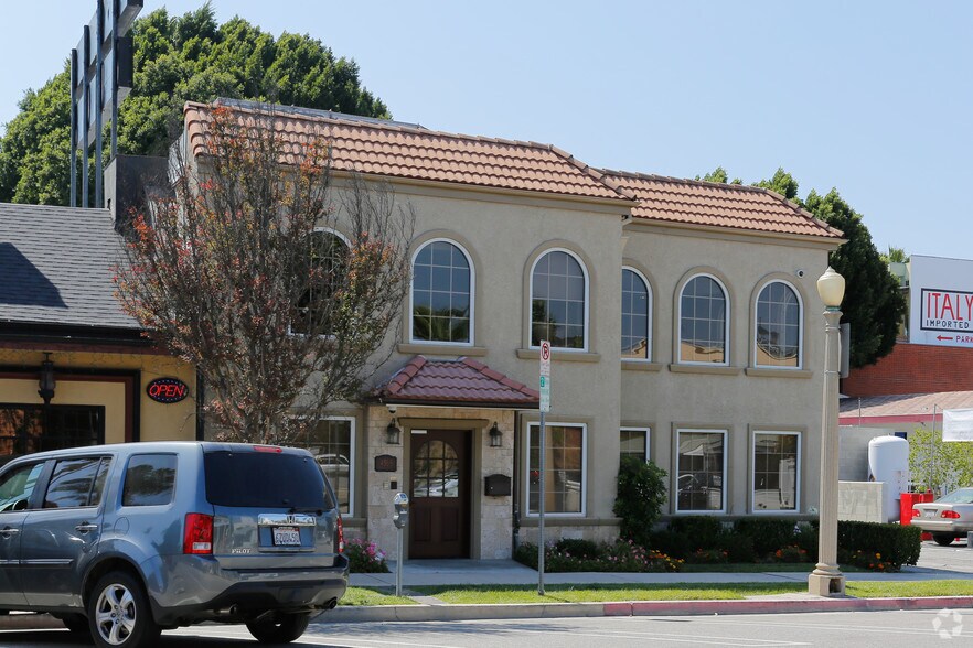 More Photos Of 4565 Sherman Oaks Ave, Sherman Oaks Office For Sale