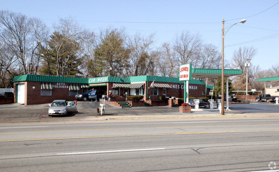 Primary Photo Of 1103 Memorial Blvd, Murfreesboro General Retail For Sale