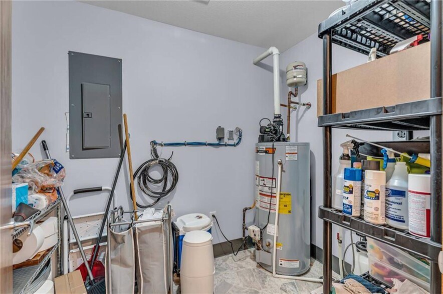 More Photos Of 109 E Railroad St, Silver Lake Daycare Center For Sale