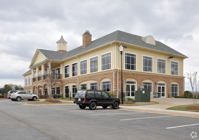More Photos Of 300 Lester Mill Rd, Locust Grove Office For Lease