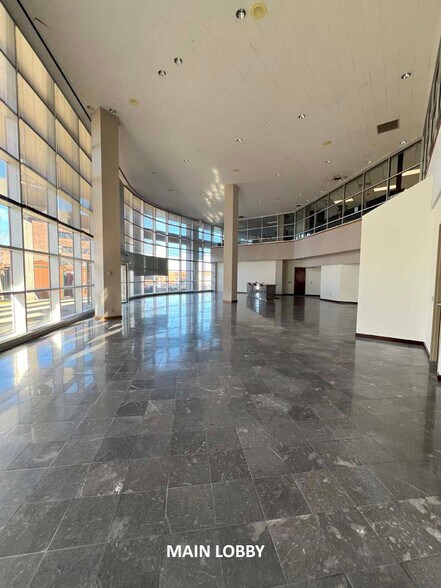 More Photos Of 23 Public Square, Belleville Office For Lease