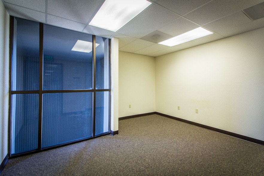 More Photos Of 3100 N Academy Blvd, Colorado Springs Medical For Lease