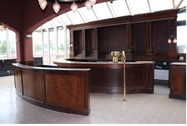 More Photos Of 7 Boston Tpke, Shrewsbury Restaurant For Lease