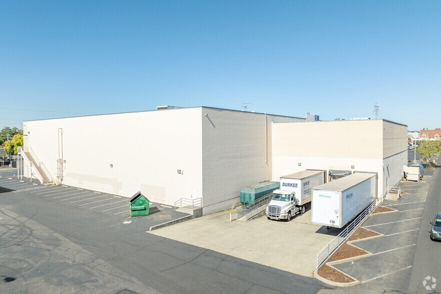 More Photos Of 1901 Arden Way, Sacramento Unknown For Lease