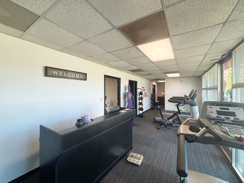 More Photos Of 3650 Patterson Ave, Winston-Salem Light Distribution For Lease