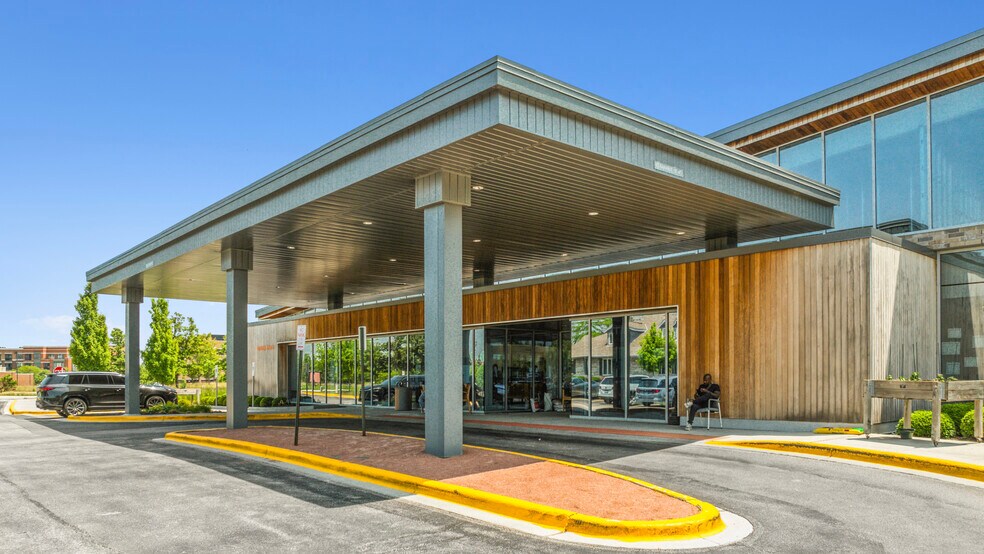 More Photos Of 7600 County Line Rd, Burr Ridge Medical For Sale