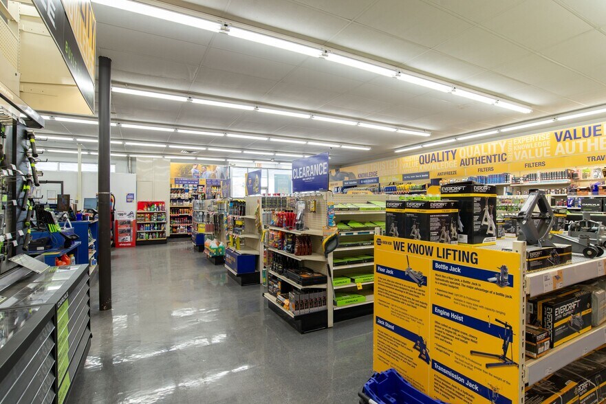 More Photos Of , Dallas General Retail For Sale