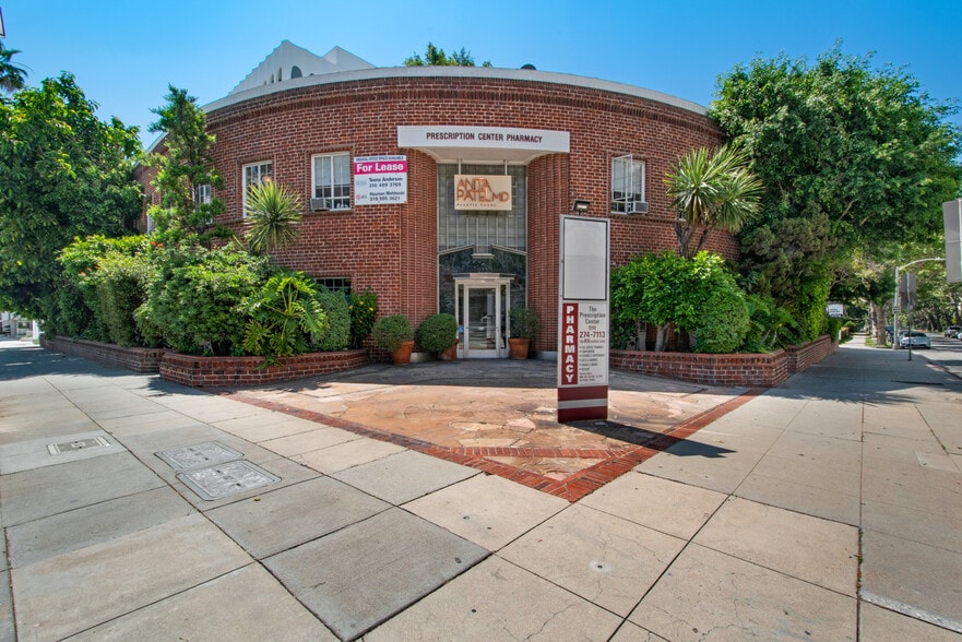 More Photos Of 9730-9732 Wilshire Blvd, Beverly Hills Medical For Lease