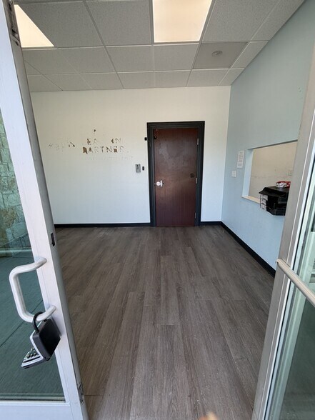 More Photos Of 4040 McDermott Rd, Plano Medical For Lease