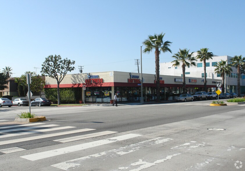 More Photos Of 920-926 Wilshire Blvd, Santa Monica Storefront For Lease