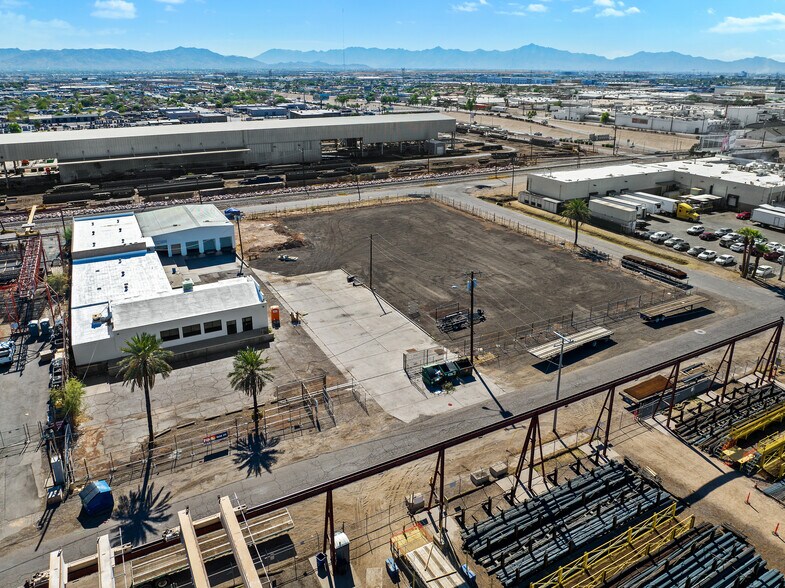 More Photos Of 2125 W Jackson St, Phoenix Warehouse For Sale