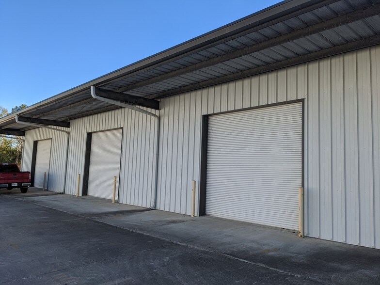 More Photos Of 354 Enterprise Dr, Valdosta Flex For Sale