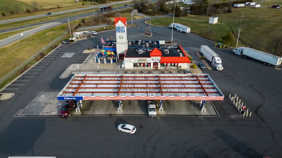 More Photos Of 10937 N Valley Pike, Broadway Restaurant For Lease