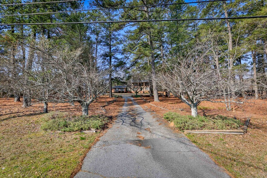 More Photos Of 3460 Highway 81, Loganville Flex For Sale