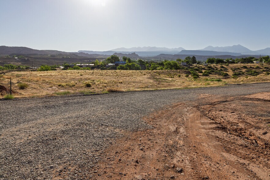 More Photos Of 1880 Skyline Dr, Moab Land For Sale