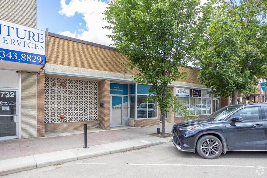 Primary Photo Of 4730A 50 St, Red Deer Storefront Retail Office For Lease