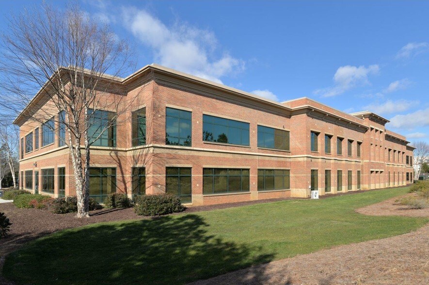 More Photos Of 1305 Mall of Georgia Blvd, Buford Office For Lease