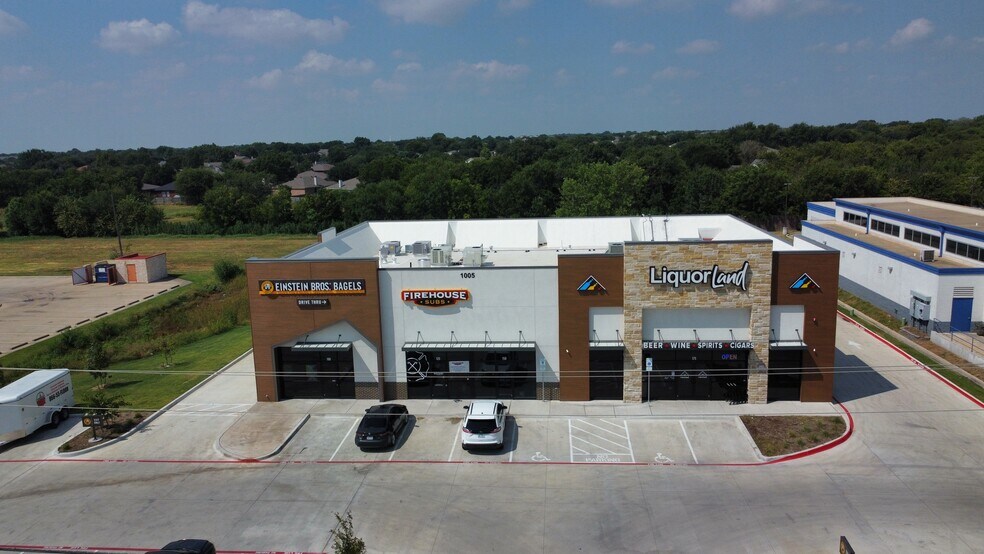 More Photos Of 1005 N Saginaw Blvd, Saginaw Storefront Retail Office For Lease