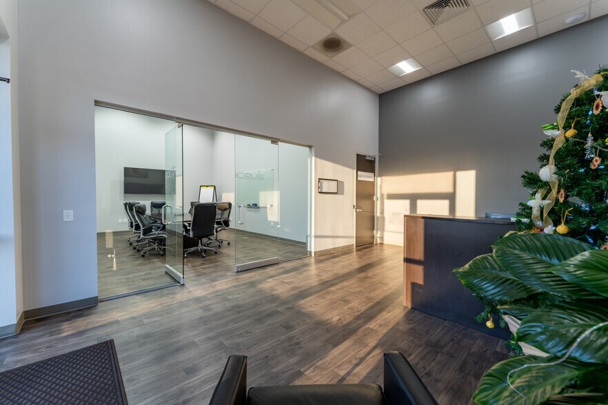 More Photos Of 13462 FM 529 Rd, Houston Light Distribution For Sale