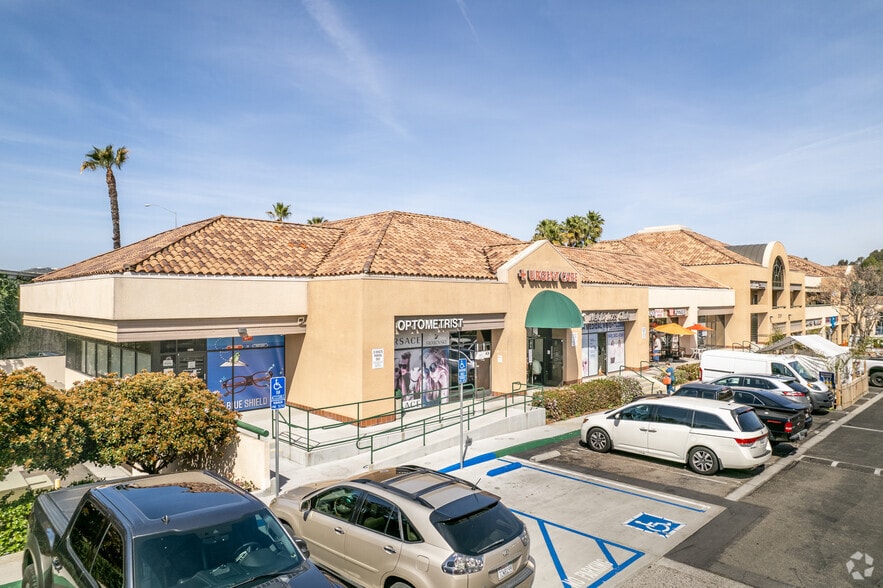 More Photos Of 26921-27051 Moulton Pky, Aliso Viejo Unknown For Lease