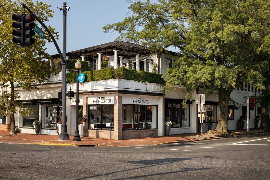More Photos Of 2 Harding Rd, Red Bank Storefront Retail Residential For Lease