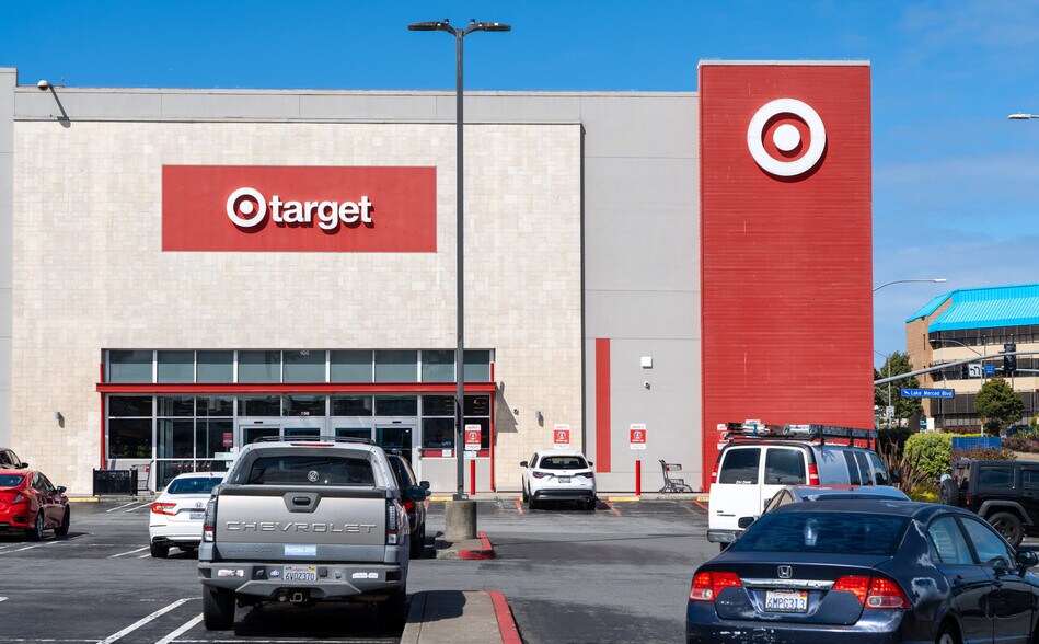 More Photos Of 318 Westlake Center, Daly City Unknown For Lease