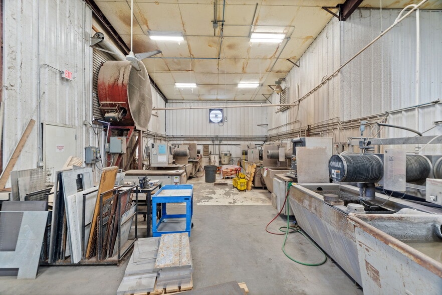 More Photos Of 9450 Ranch Road 2243 Rd, Leander Light Distribution For Sale