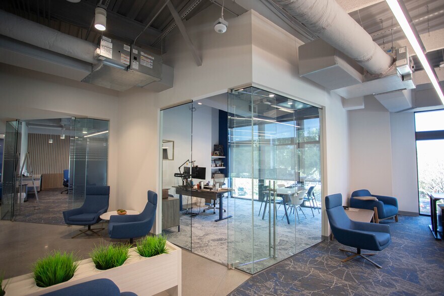 More Photos Of 270 W Plant St, Winter Garden Office For Sale