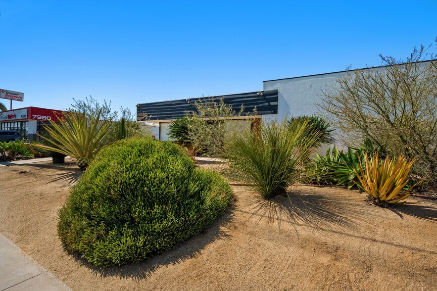 More Photos Of 8020 Ronson Rd, San Diego Warehouse For Lease