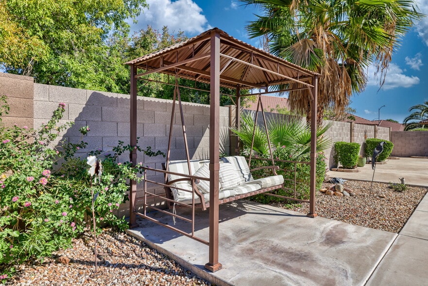 More Photos Of TURNKEY REMODELED PEORIA ALH, Peoria Assisted Living For Sale