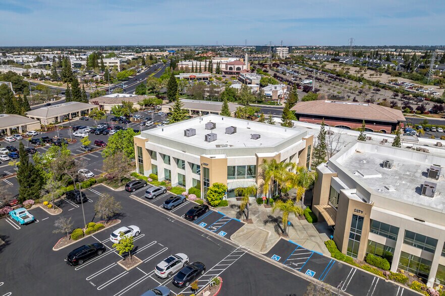 More Photos Of 2267 Lava Ridge Ct, Roseville Office For Lease