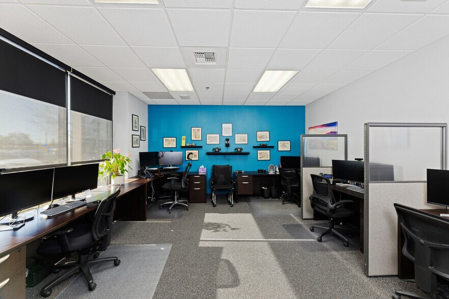 More Photos Of 9401 E Stockton Blvd, Elk Grove Office Residential For Sale