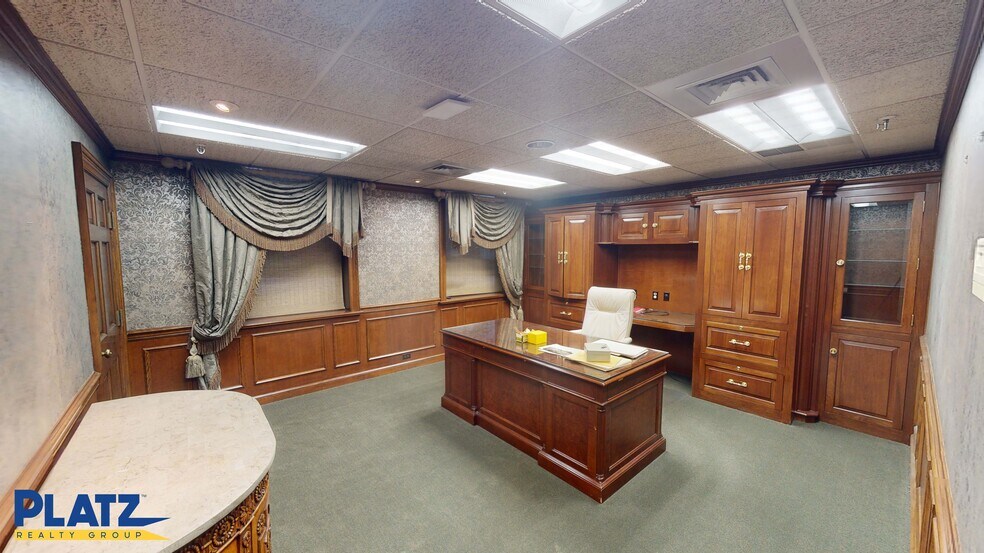 More Photos Of 1900 Hubbard Rd, Youngstown Industrial For Lease