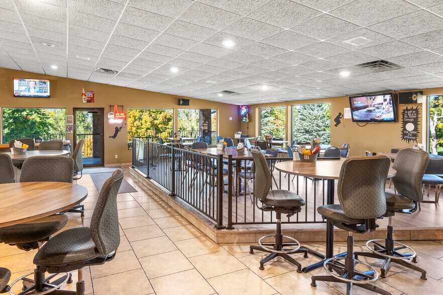 More Photos Of N8055 French Rd, Seymour Township Freestanding For Sale