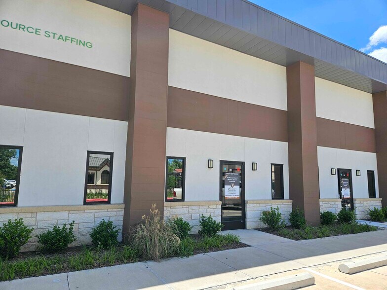 More Photos Of 3174 Ridge Rd, McKinney Medical For Sale