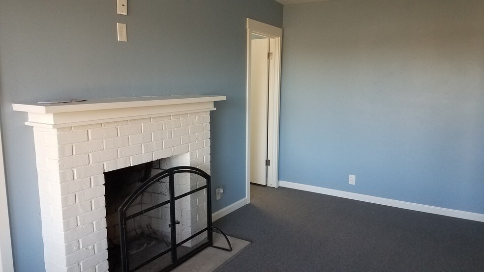 More Photos Of 7575 El Camino Real, Atascadero Office For Lease