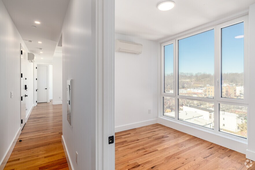 More Photos Of 2715 Fulton St, Brooklyn Apartments For Lease